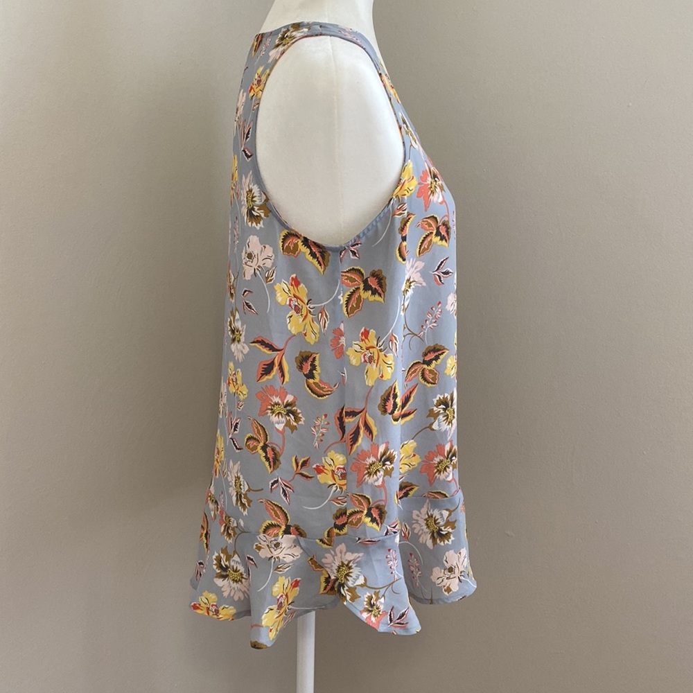 Loft Ruffle Hem Tank - Picture 5 of 9